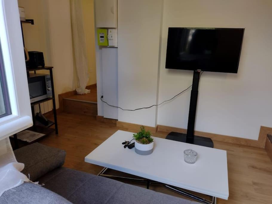 Le Reposant - Parking Box -24 H - Classic-gp-oasis - Antares - Parc Des Expositions Apartment
